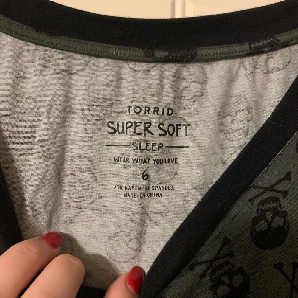 Torrid Super Soft Relaxed Lounge Tee - Picture 4 of 7